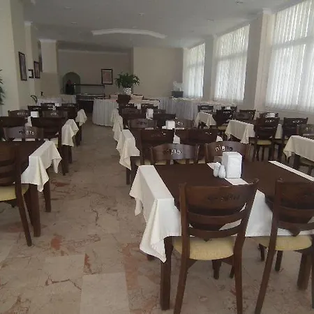 Ergin Hotel 2*